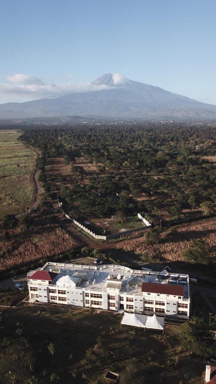 A1 Hotel And Resort Arusha Dış mekan fotoğraf